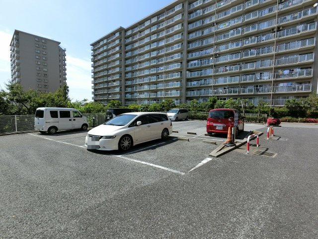 【駐車場】