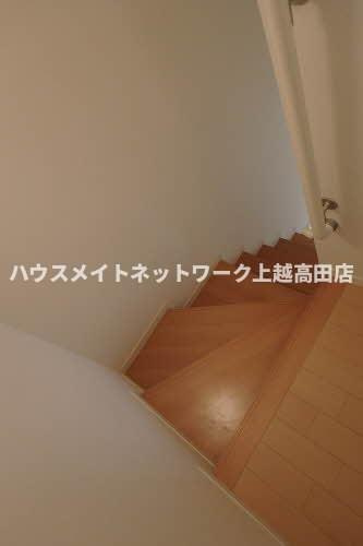 オリエンタルコートのその他|階段