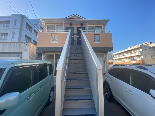 パステル日之出の外観