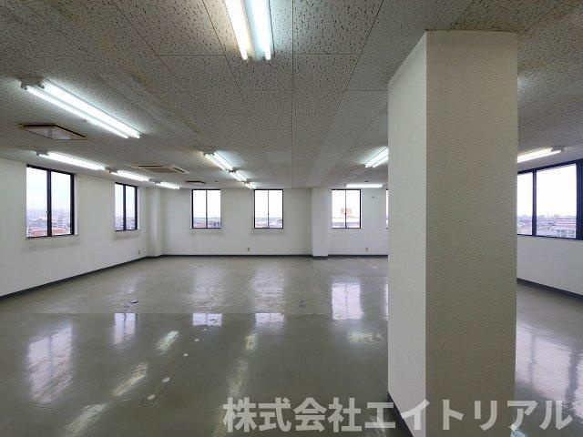 岡田ビルの内装