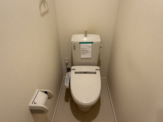 ザ・ティケイコートのトイレ|同建物別室参考写真