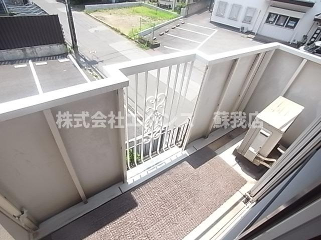 【バルコニー】 | マミエール日栄 | 外からの目が気にならないバルコニーで洗濯物が干せます
