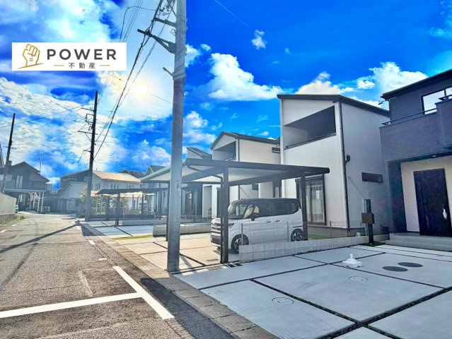グラファーレ　瀬戸市品野町5期のその他|十分な幅が確保されており、車の出し入れもスムーズ。お子様の送り迎えなど、日常の動作も快適に行えます。