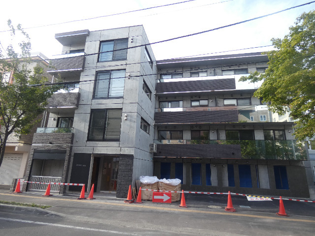 レスツオン北１３