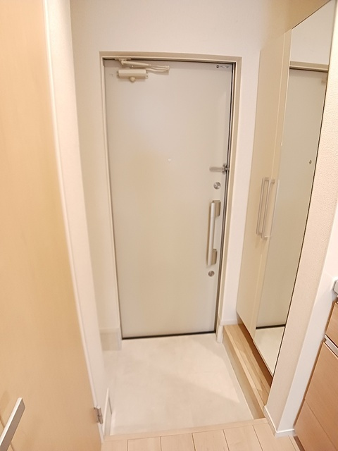 Ｌａｇｏｍ城東の玄関