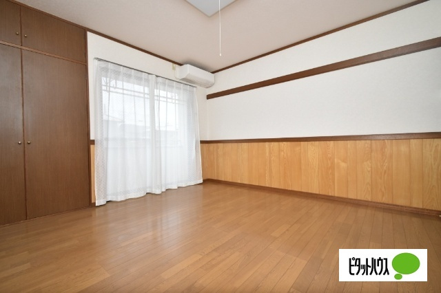 文京町山岸ハイツの居間・リビング
