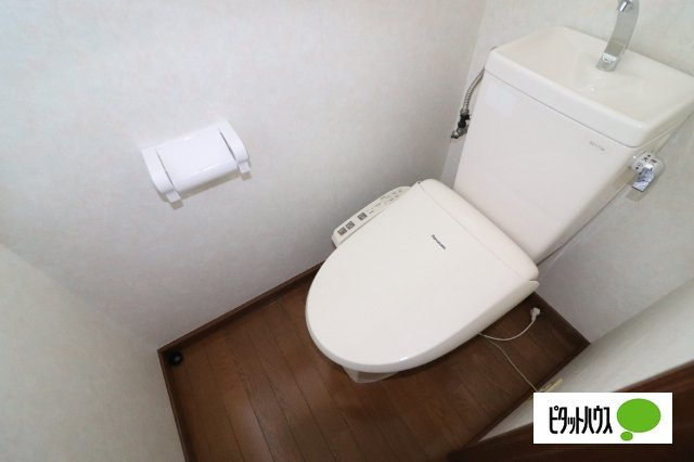 前橋市文京町２丁目のアパートのトイレ