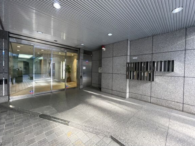 大阪市中央区南船場２丁目の事務所のロビー