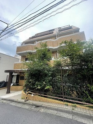 ライオンズマンション豪徳寺第３の外観