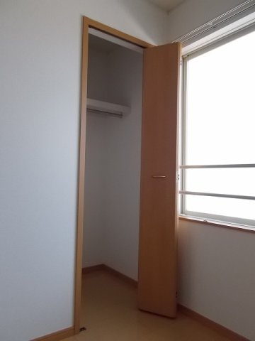 レジデンス・ヤギのその他
