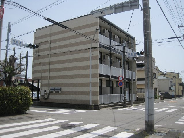 レオパレスＡＳＡＨＩの外観