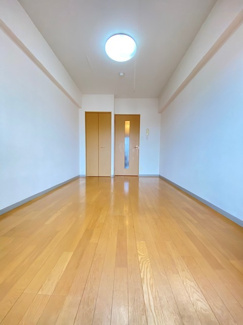 ★レイアウトしやすい7帖の洋室です★