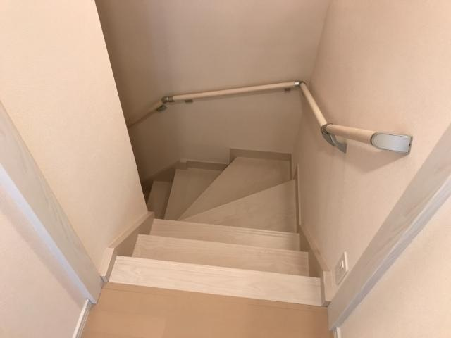 フェリーチェ白石中央Ｂのその他|階段