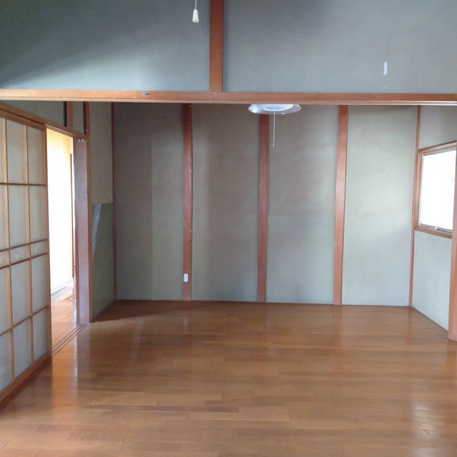 岐阜市上土居のアパートの居間・リビング