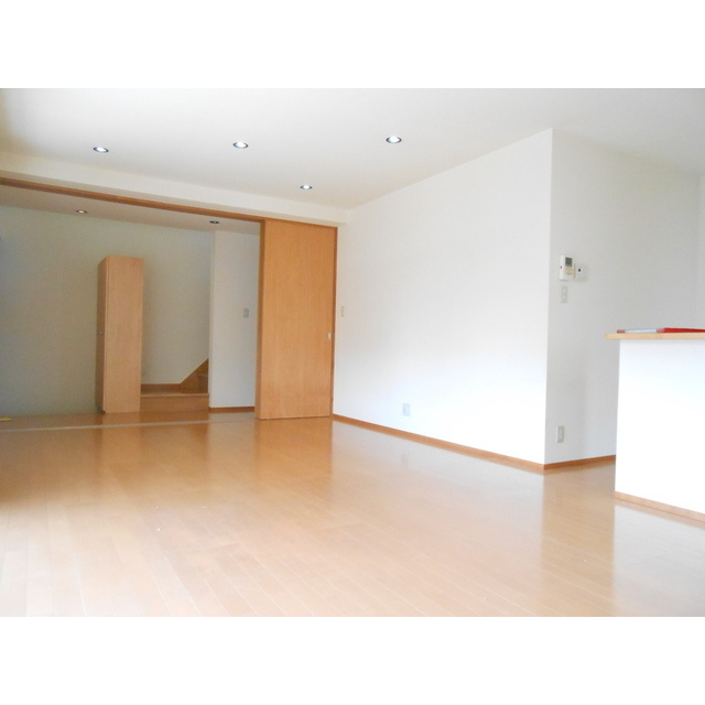 ＹＭ　ＦＬＡＴの内装|LDK17.4帖
