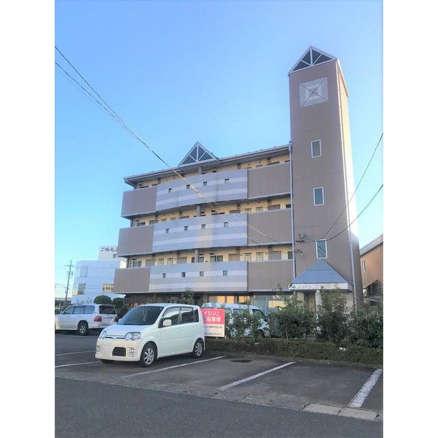 メゾンエイシンの外観