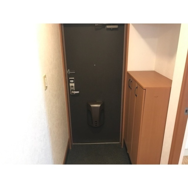 ワンロード・加茂川の玄関