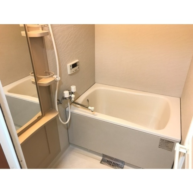 ワンロード・加茂川の浴室