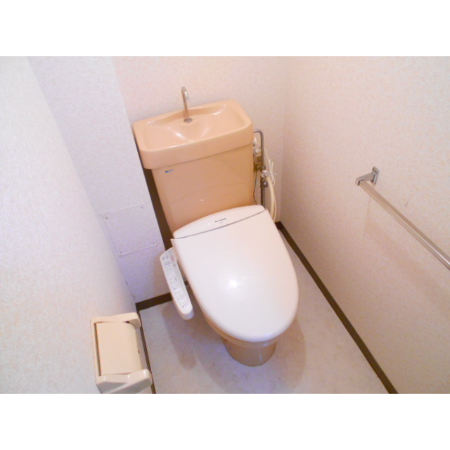 ジュネスオクラバ　Ｂのトイレ