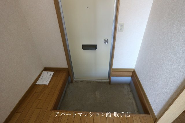 今井邸の玄関