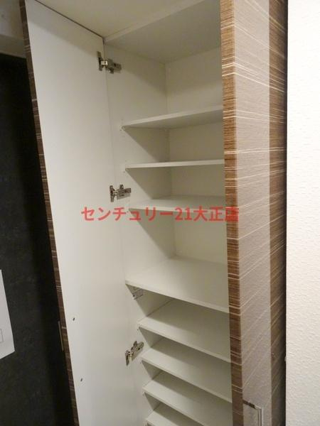 HRフロントリーガル難波WESTの収納|★大きなシューズボックス★