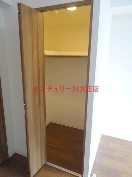 HRフロントリーガル難波WESTの収納|★ウォークインクローゼット完備★