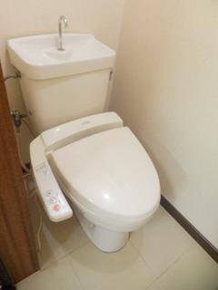 平尾4丁目貸家のトイレ|★清潔なトイレです★