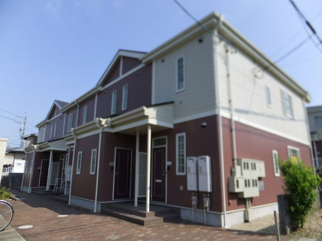 ファミール一番館の外観