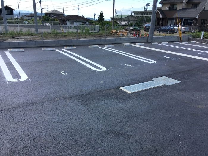 D-room船木の駐車場