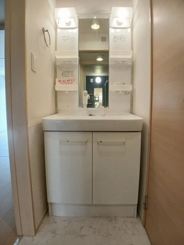 ソーレ１号館の洗面所