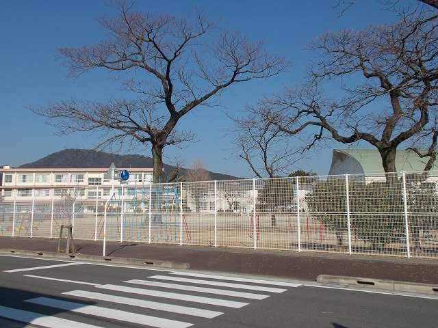 サウスウエー　Ⅰの周辺|南方小学校まで300m