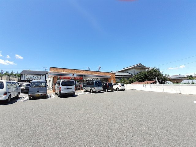 ラ・ルーチェビータの周辺|セブンイレブン新潟紫竹山店まで400m