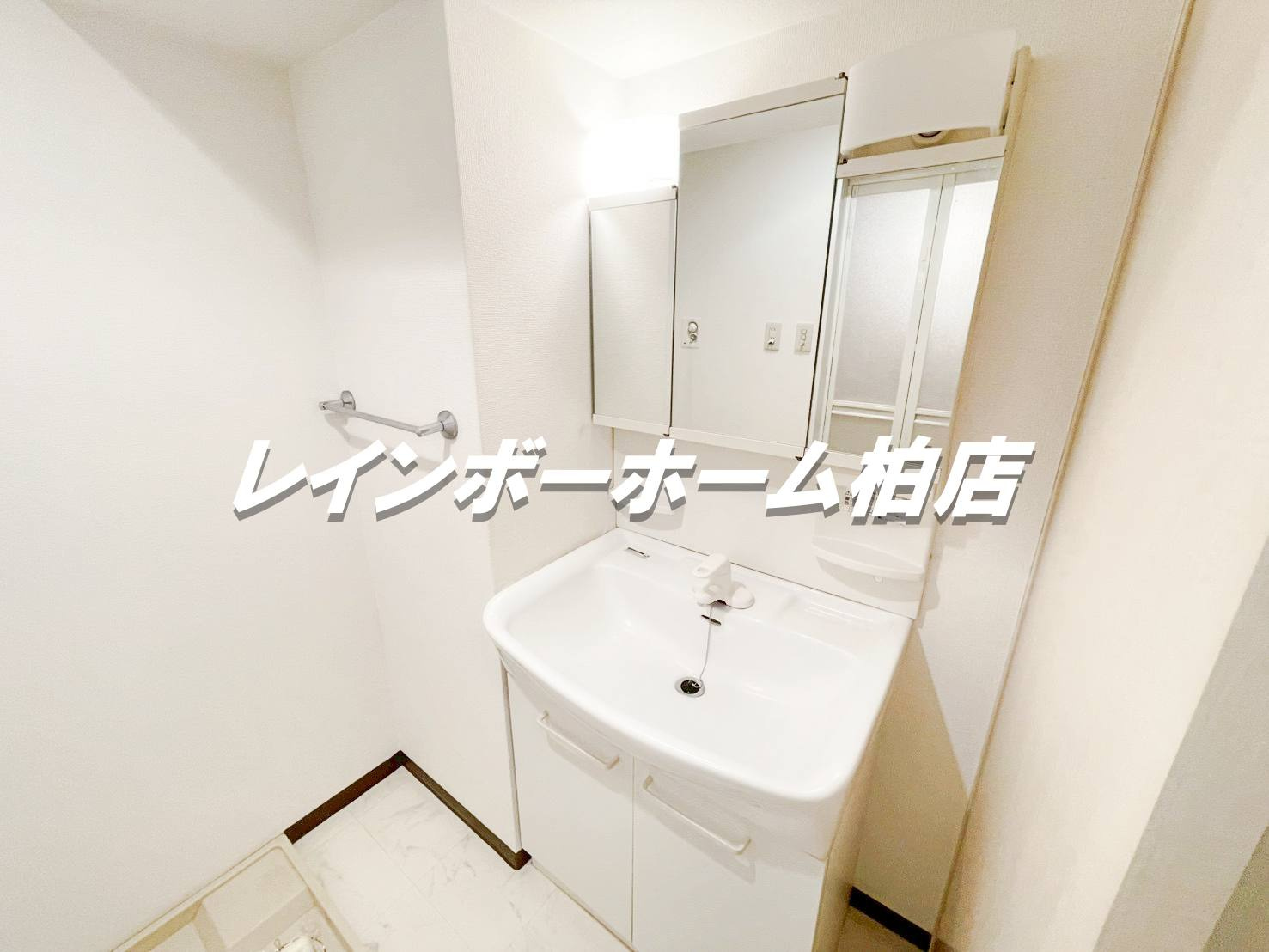 【仲介手数料：50％OFF】対象物件！の洗面所|別部屋。参考写真。