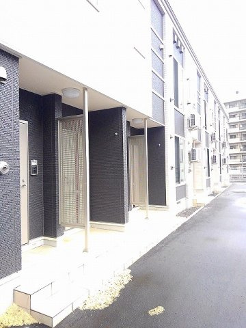 Ｓｕｎｌｉｔ手稲駅前のエントランス