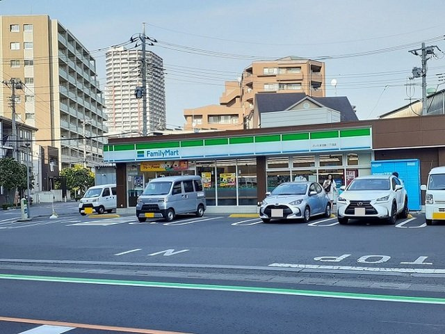 アピオ武蔵浦和の周辺|ファミマ　さいたま沼影２丁目店まで400m