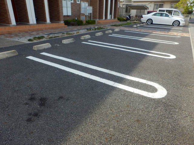 パークコート・ケンエイの駐車場