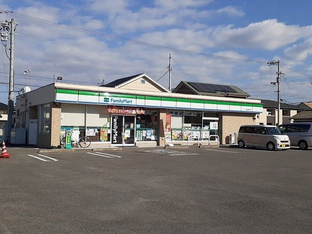 ベネディーレ　Ⅱの周辺|ファミリーマート西石井店様まで450m