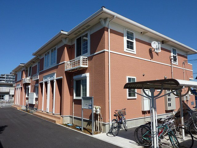カーラの外観