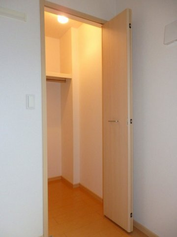 アルバーダの収納|大きなものも収納できそうです