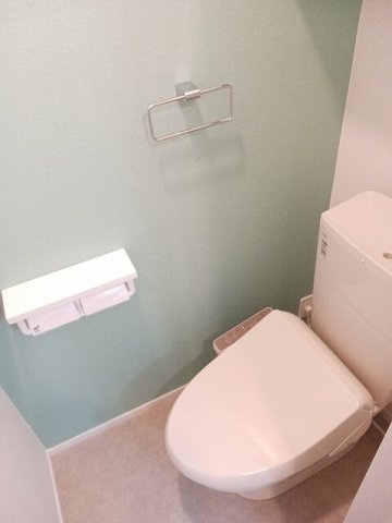 フラーリッシュ　ｄｅｕｘのトイレ|コンパクトで使いやすいトイレです