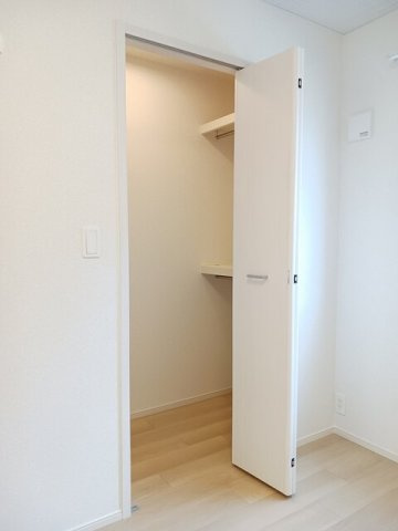 フラーリッシュ　ｄｅｕｘの収納|大きなスペースがあり、収納には困りません