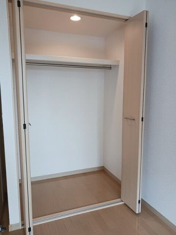 カーサ・フィオーレ中広通りの収納|こまごまとしたものを収納できそうですね