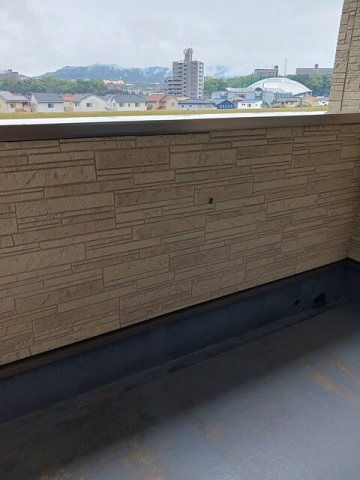 ユニベールＢのバルコニー|バルコニーがあります