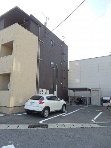 エンの駐車場|駐車場に車を止められます