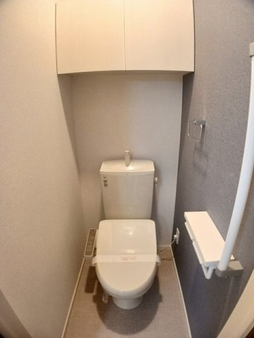 サニー・レジデンス　Ⅰのトイレ|清潔感のあるトイレです