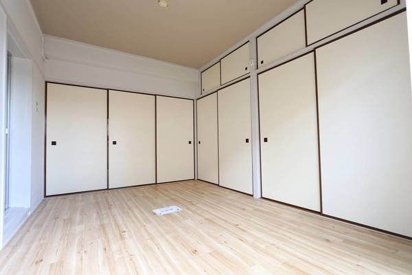 ビレッジハウス八本松2号棟の居間・リビング|ビレッジハウスの同一物件・同一タイプの間取りの写真です