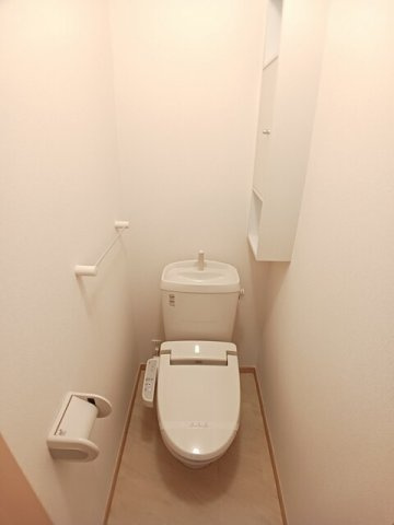 ウィステリアガーデン　Ｃのトイレ|トイレです