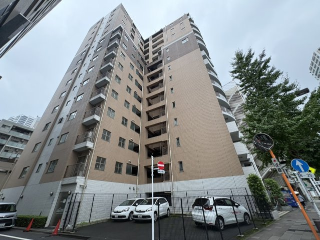 ピアース東京インプレイスの外観