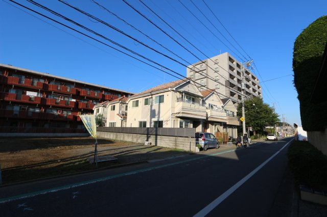 【Ville Clair】天神町　－小平549期－の外観|小学校まで徒歩2分、中学校まで徒歩12分と安心ですね♪