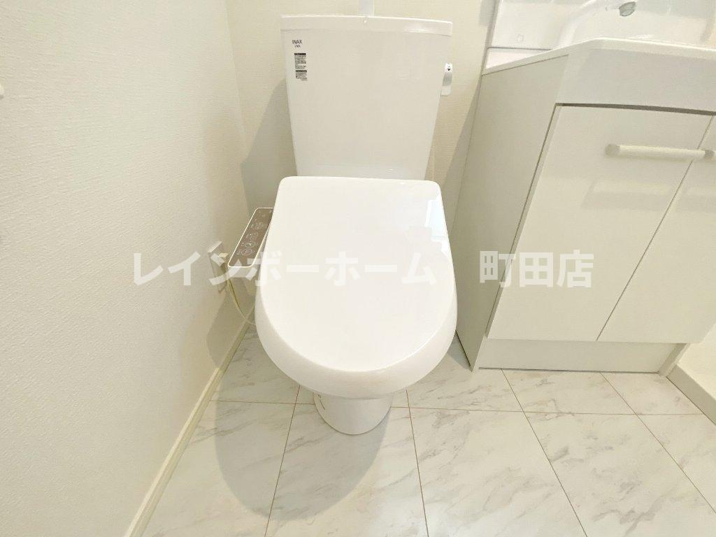 カインドネス海老名※初期費用分割あと払いサービス利用可能物件のトイレ